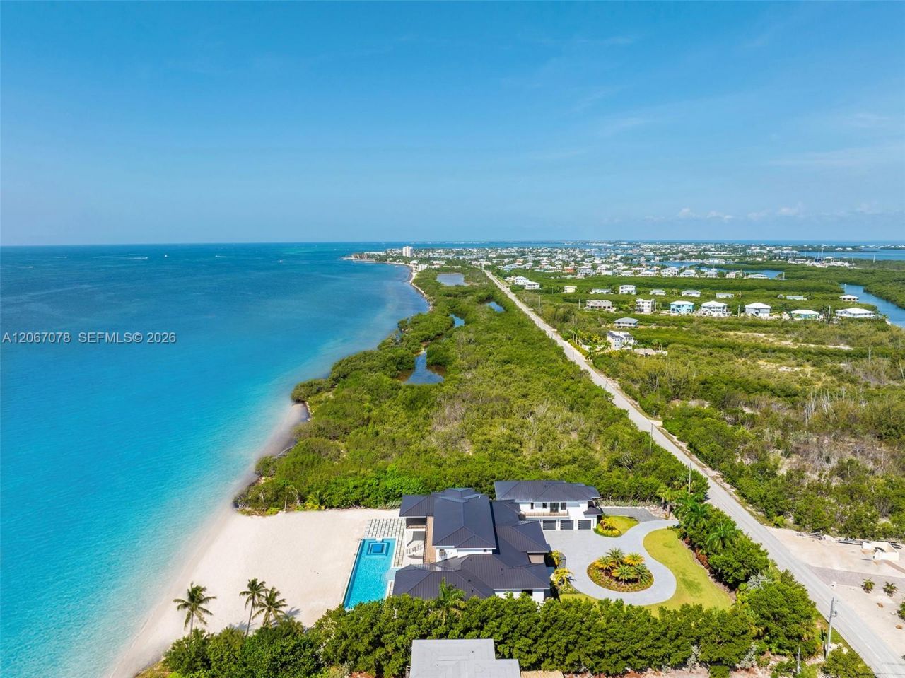 2405 Coco Plum Dr, Marathon, FL 33050 Photo