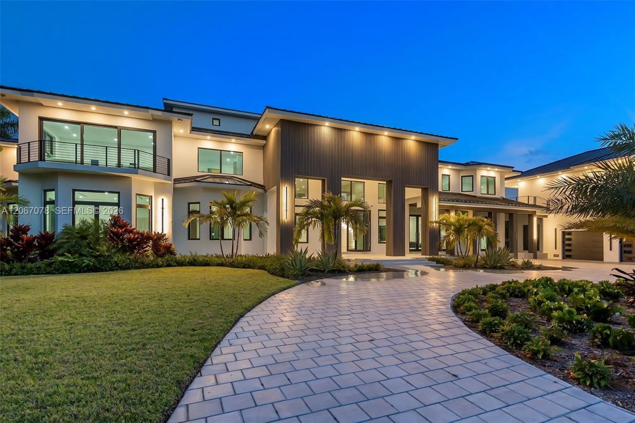 2405 Coco Plum Dr, Marathon, FL 33050 Photo