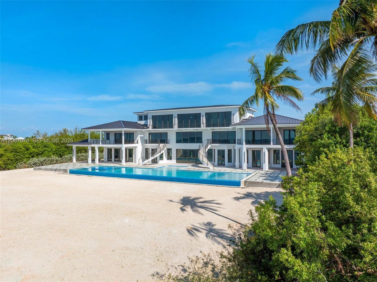 2405 Coco Plum Dr, Marathon, FL 33050 Photo