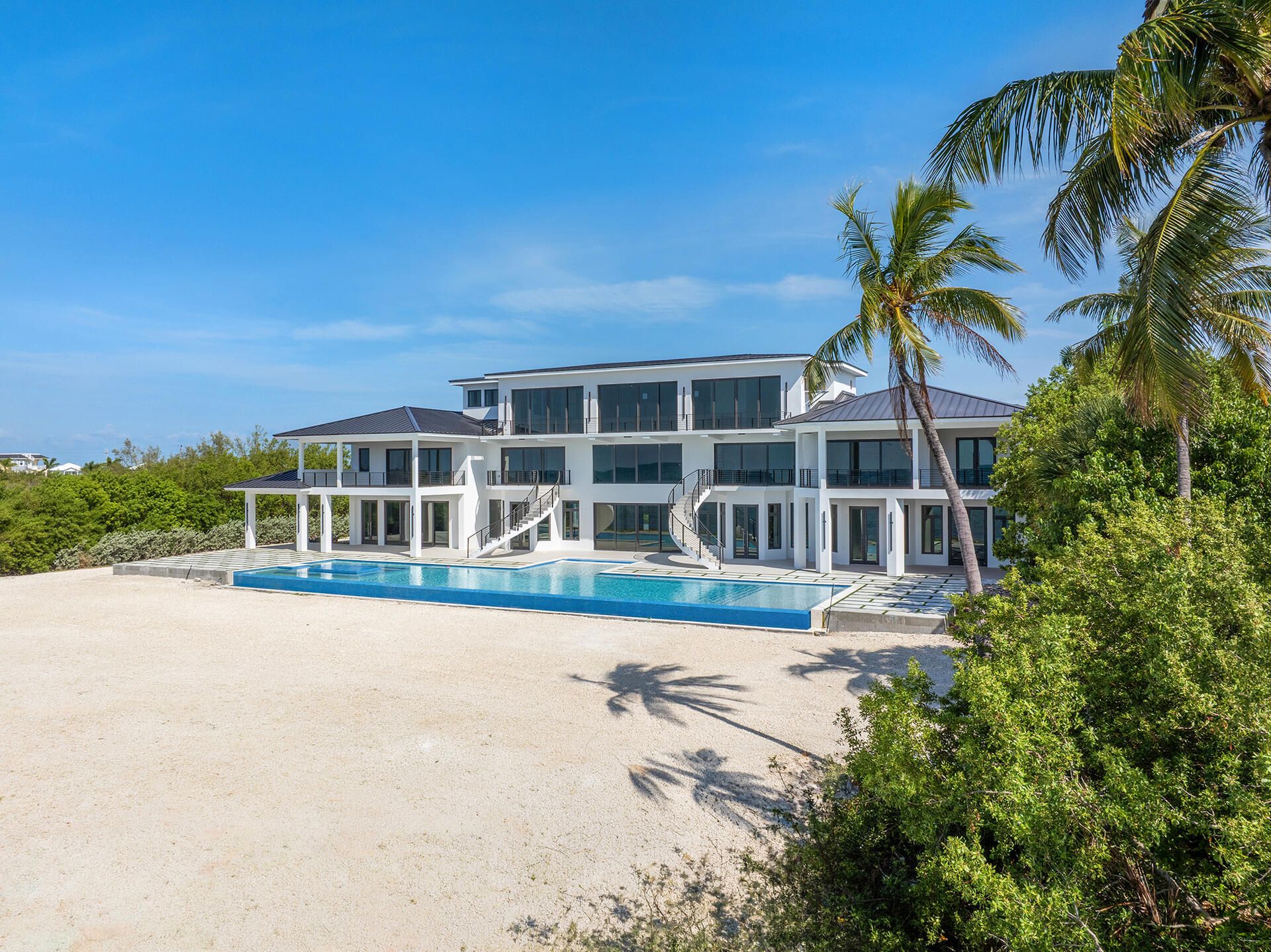 2405 Coco Plum Dr, Marathon, FL 33050 Photo