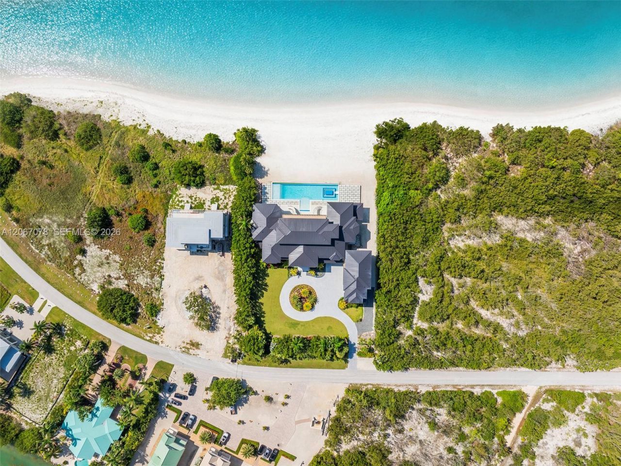 2405 Coco Plum Dr, Marathon, FL 33050 Photo