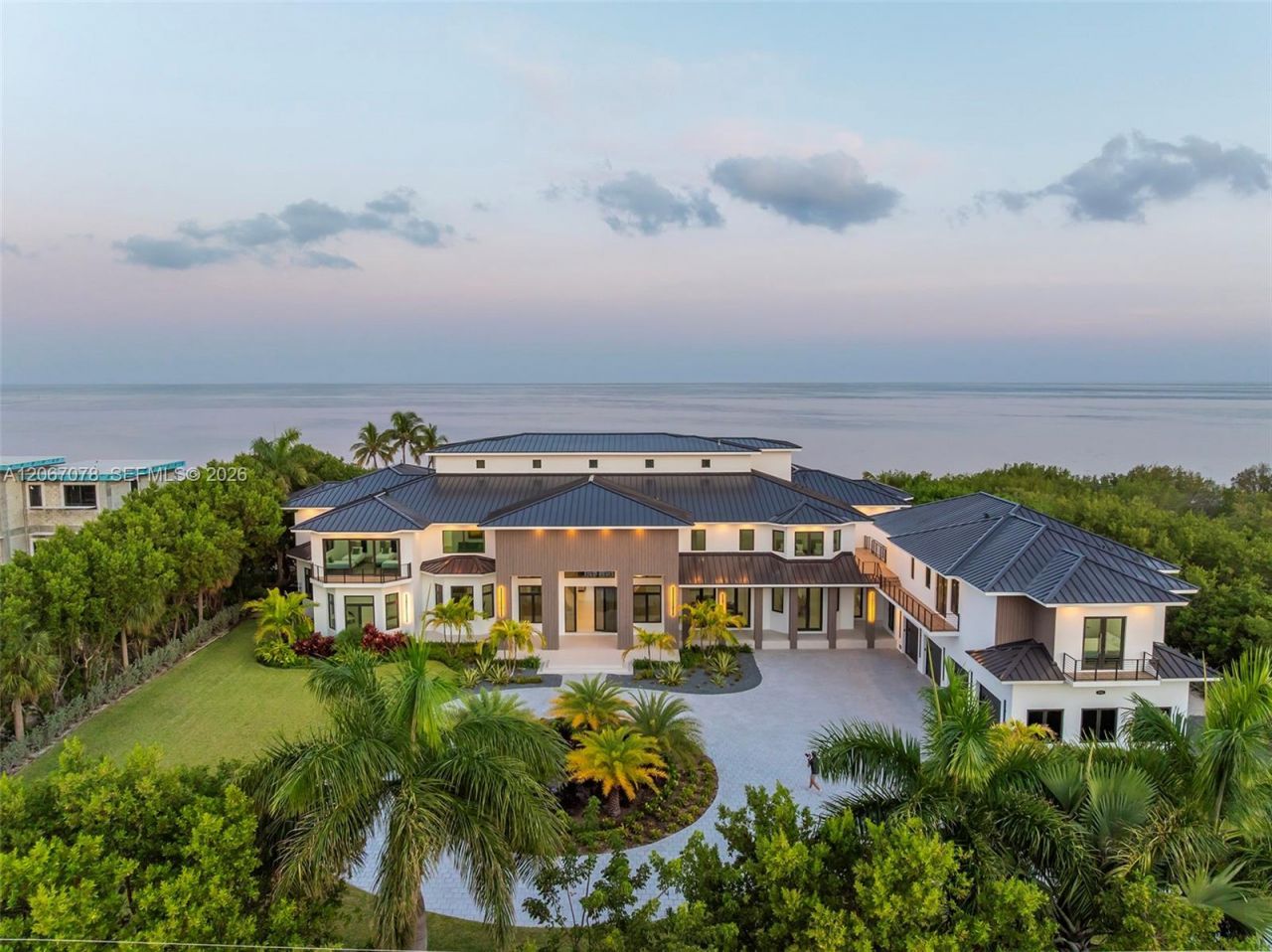 2405 Coco Plum Dr, Marathon, FL 33050 Photo
