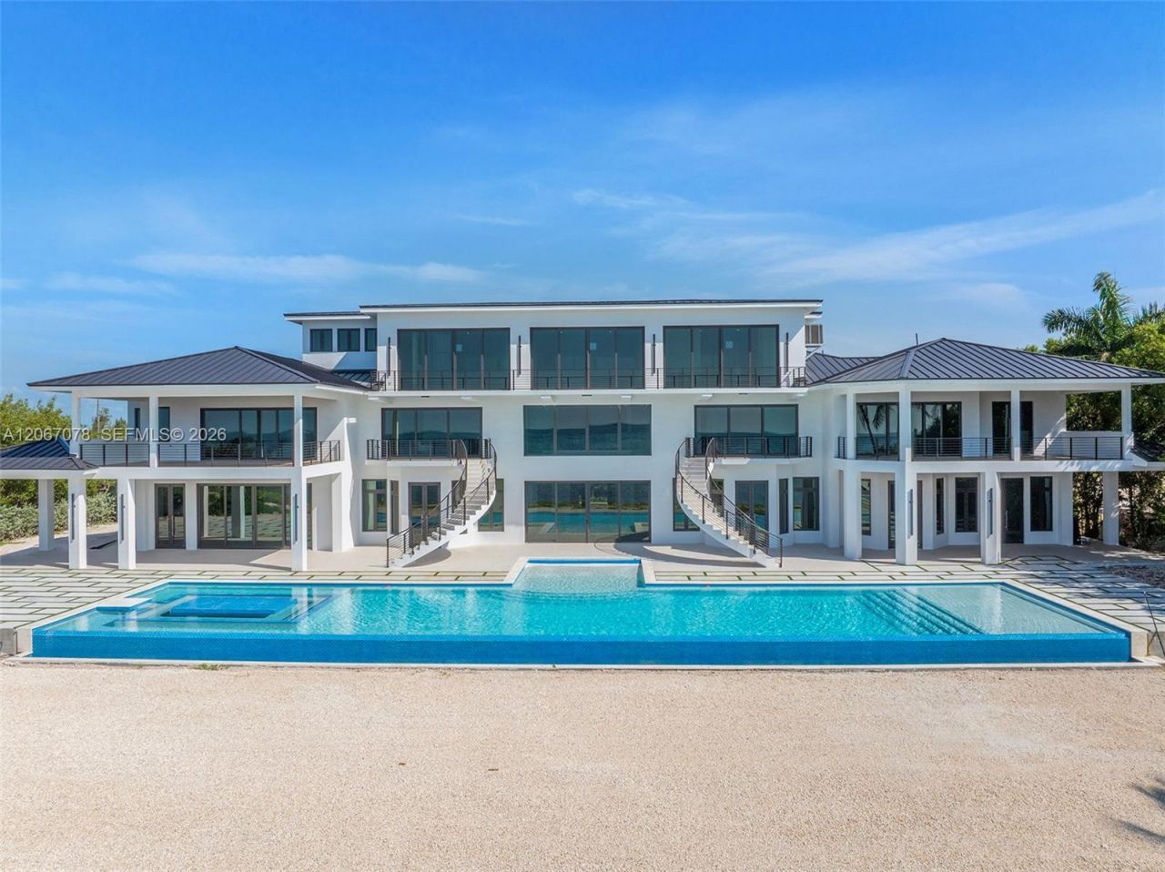 2405 Coco Plum Dr, Marathon, FL 33050 Photo