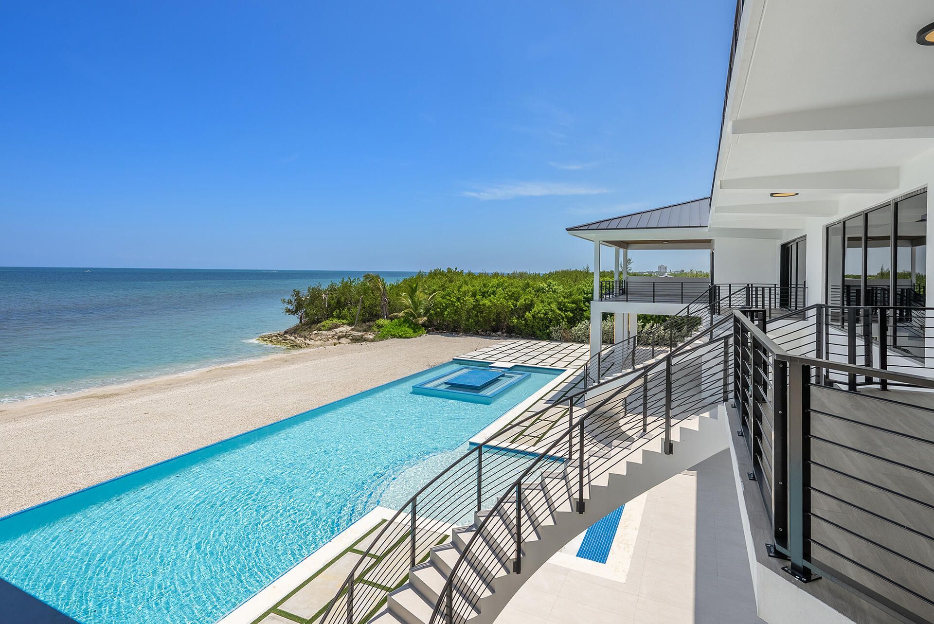 2405 Coco Plum Dr, Marathon, FL 33050 Photo