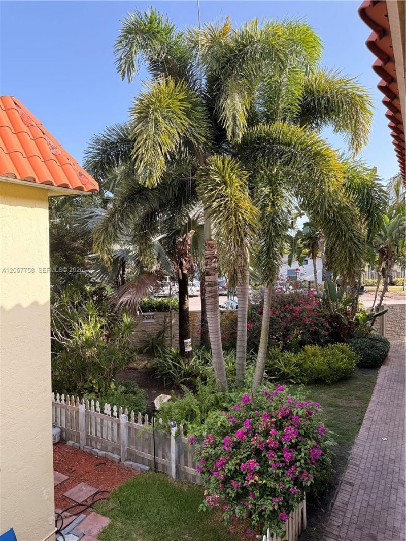 1125 NE 16th Pl , Unit 201, Fort Lauderdale, FL 33305 Photo