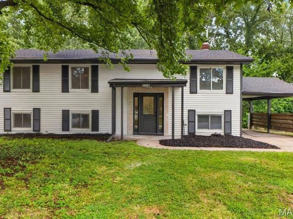 2026 Dawson Drive , St Charles, MO 63301