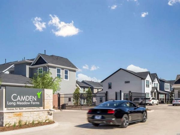 5300 Berkley Knoll Cir, Unit 201, Richmond, TX 77407