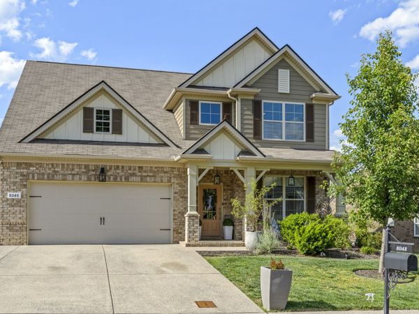 8048 Forest Hills Dr , Spring Hill, TN 37174