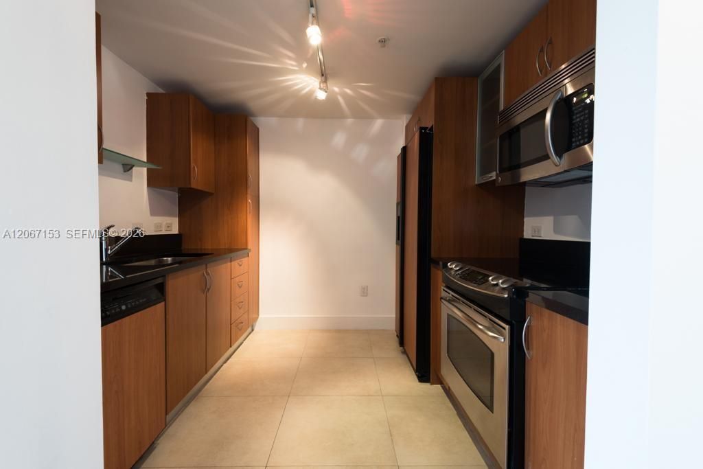 18800 NE 29th Ave , Unit 427, Aventura, FL 33180 Photo