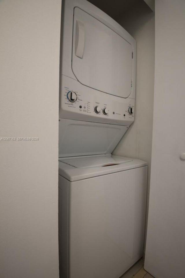 18800 NE 29th Ave , Unit 427, Aventura, FL 33180 Photo