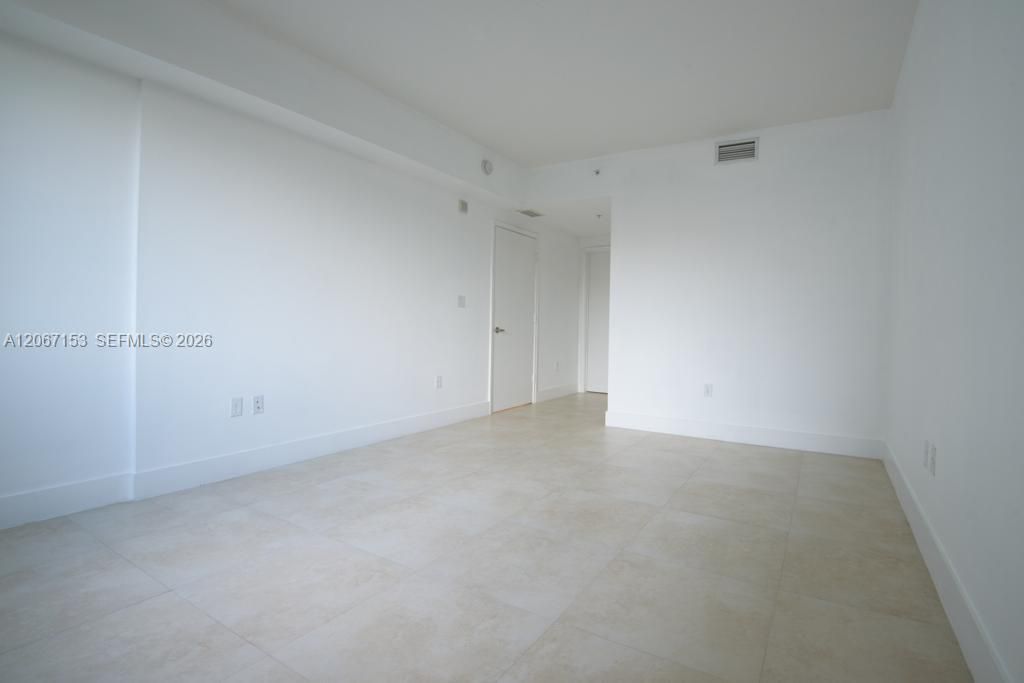 18800 NE 29th Ave , Unit 427, Aventura, FL 33180 Photo