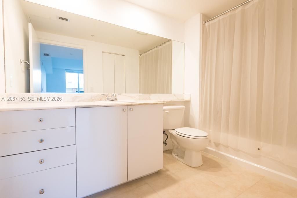 18800 NE 29th Ave , Unit 427, Aventura, FL 33180 Photo