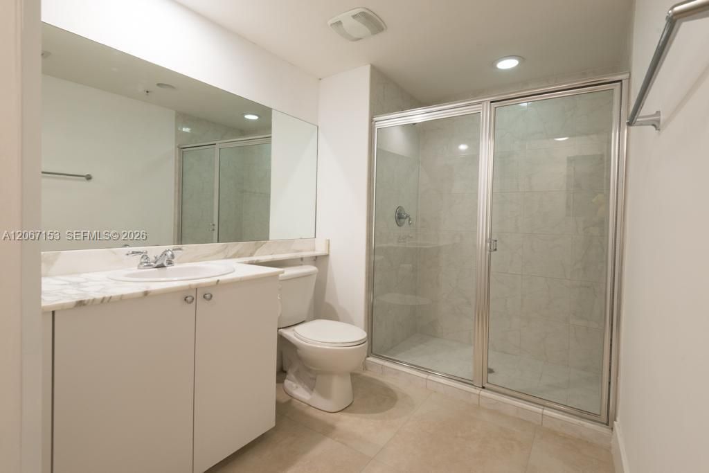 18800 NE 29th Ave , Unit 427, Aventura, FL 33180 Photo