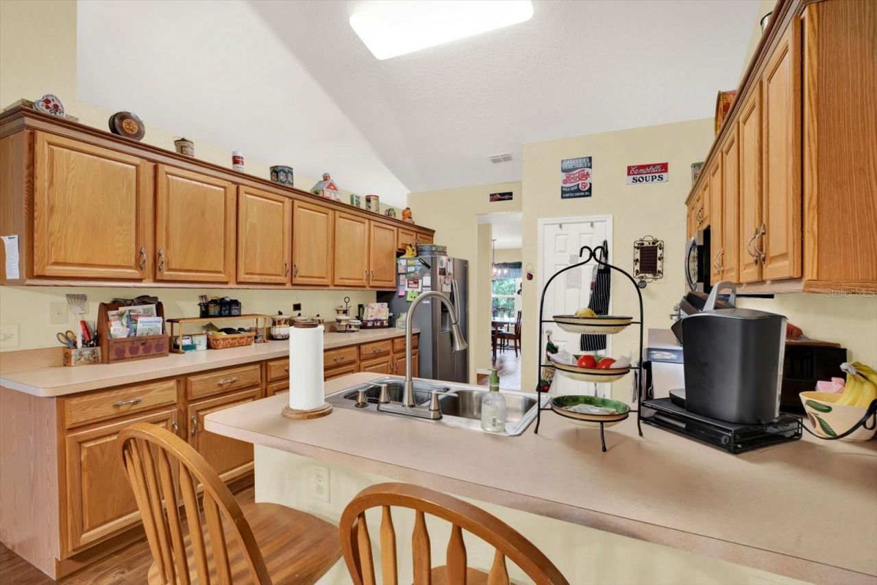 9086 Manchester Street, Spring Hill, FL 34606 Photo