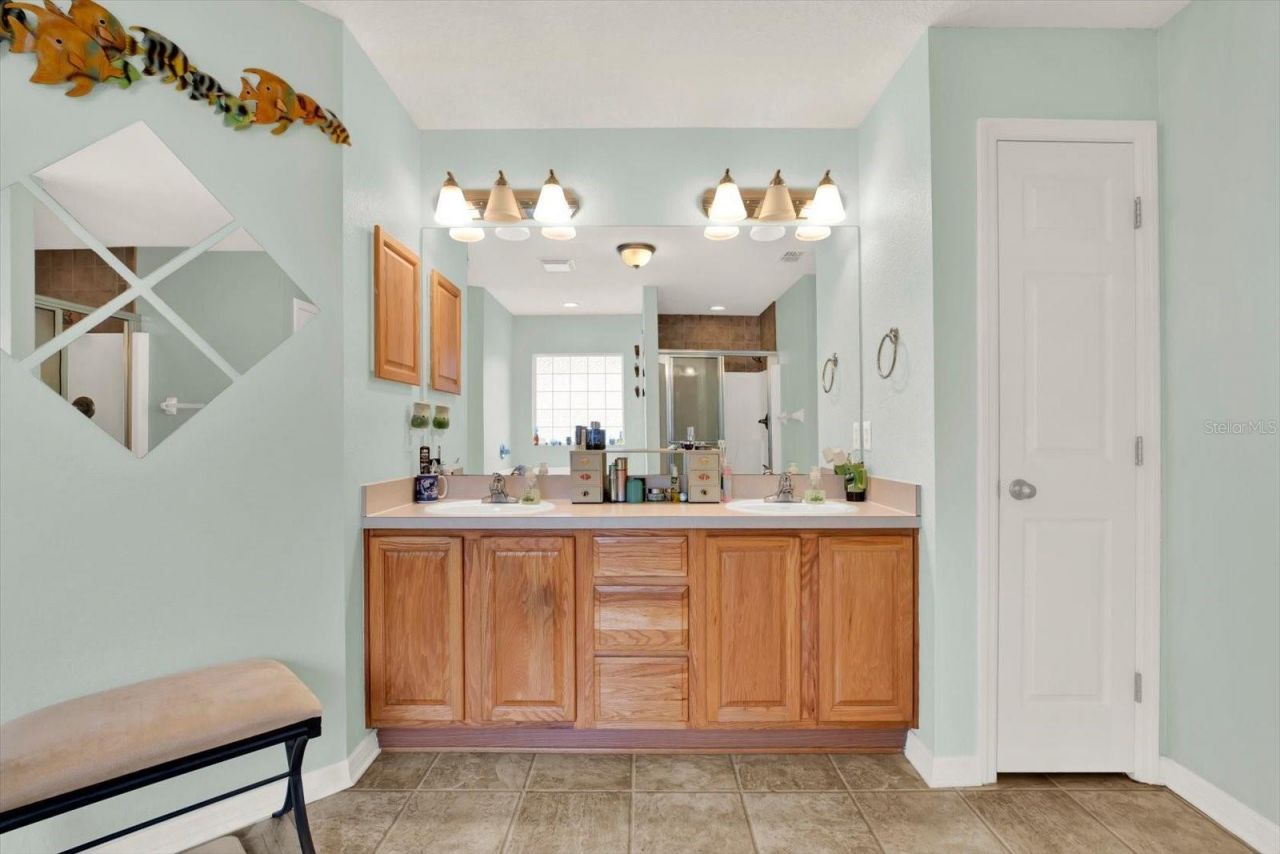 9086 Manchester Street, Spring Hill, FL 34606 Photo