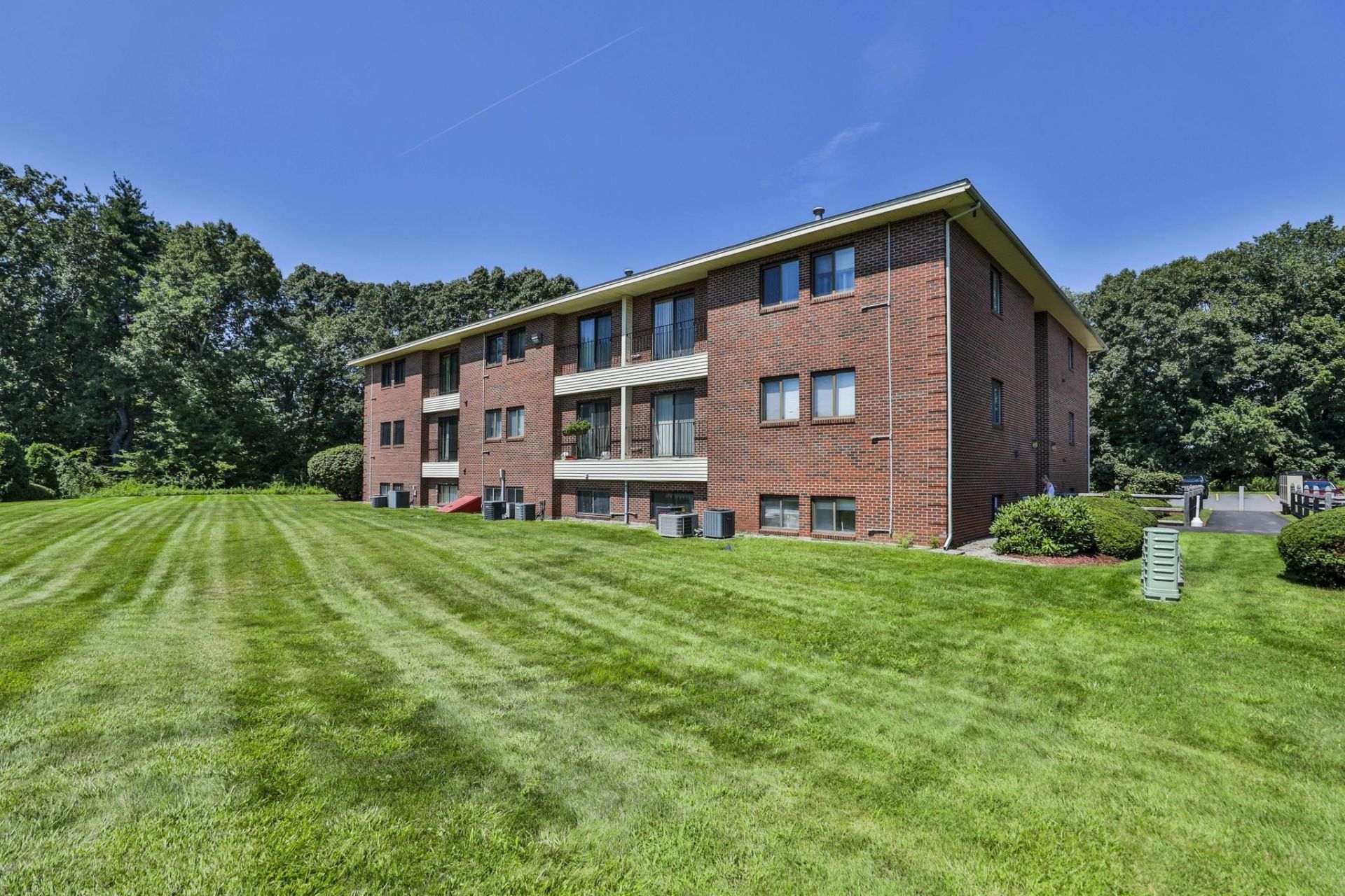 134 Abbott Farm Lane, Unit 134, Hudson, NH 03051 Main Photo