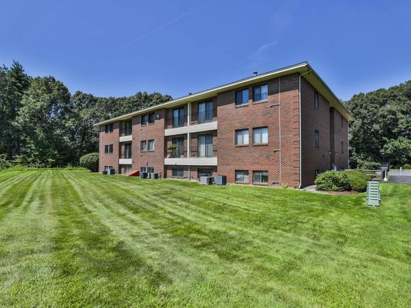 134 Abbott Farm Lane, Unit 134, Hudson, NH 03051