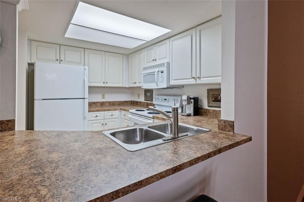 3100 Seasons Way , Unit 111, Estero, FL 33928 Photo