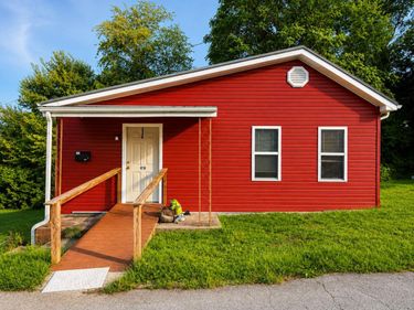 428 1/2 College Street, Somerset, KY 42501