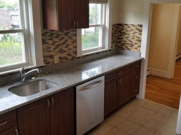 1186 Chestnut St, Unit 1186, Newton, MA 02464