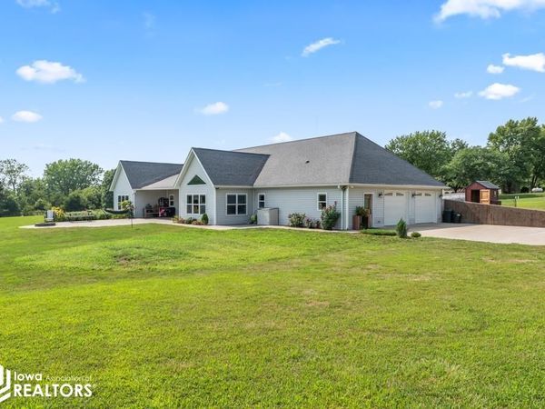 22857 195th Street, Bloomfield, IA 52537