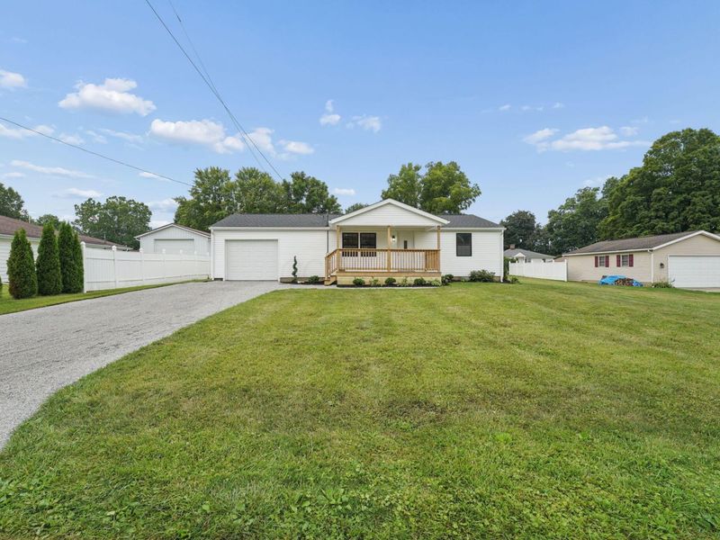26 Mermary Drive, Fredericktown, OH 43019 Photo 2