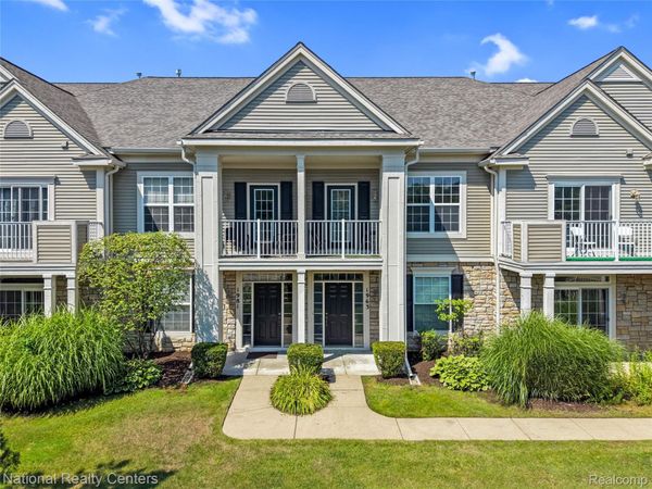 1963 Knollwood Drive , Canton Township, Mi 48188