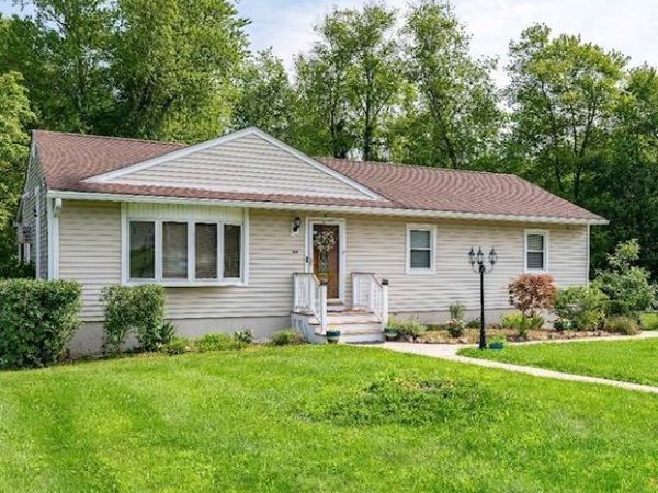 18 Scott Drive, Wappingers Falls, NY 12590