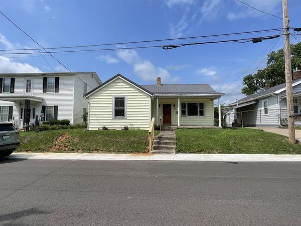 336 Ferry St. , Ashland, KY 41101