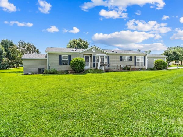208 Red Birch Court , Hendersonville, NC 28739