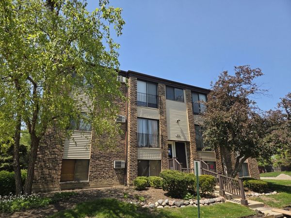 164 Dunteman Drive , Unit 101, Glendale Heights, IL 60139