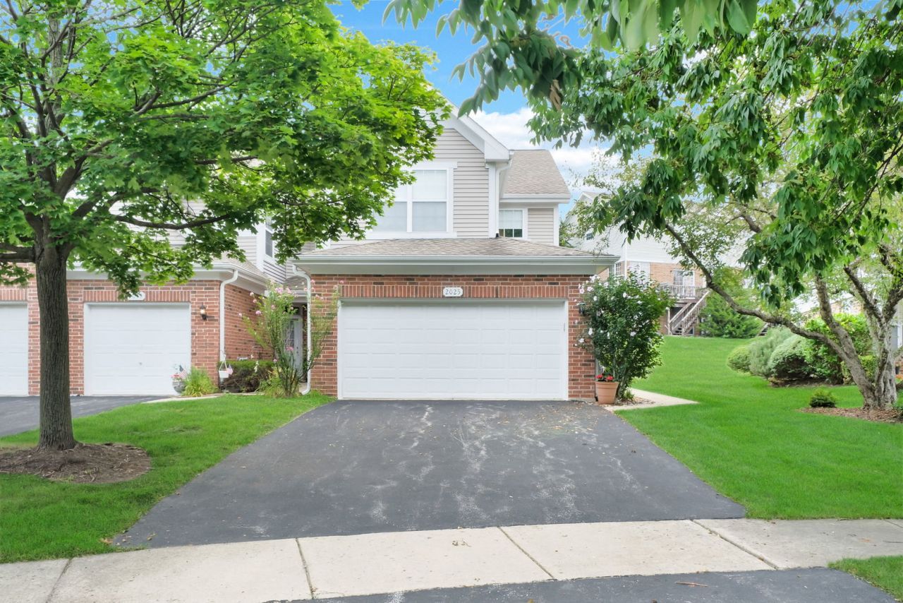 2025 S Lincoln Avenue, Lombard, IL 60148 Main Photo