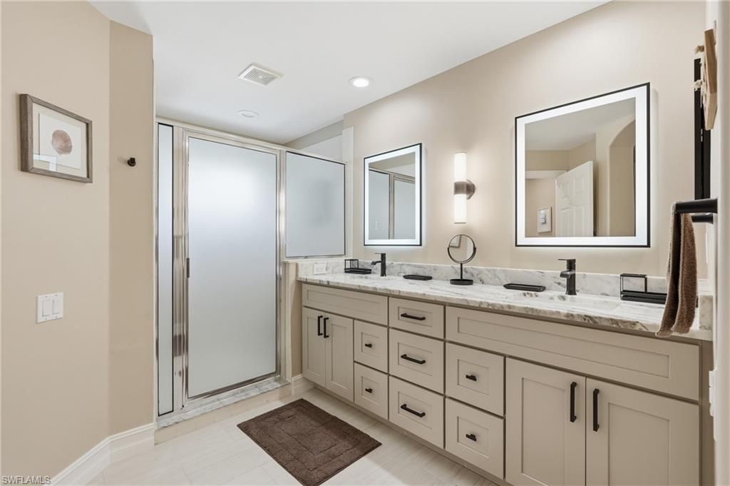 710 Tarpon Cove Dr, Unit 203, Naples, FL 34110 Photo
