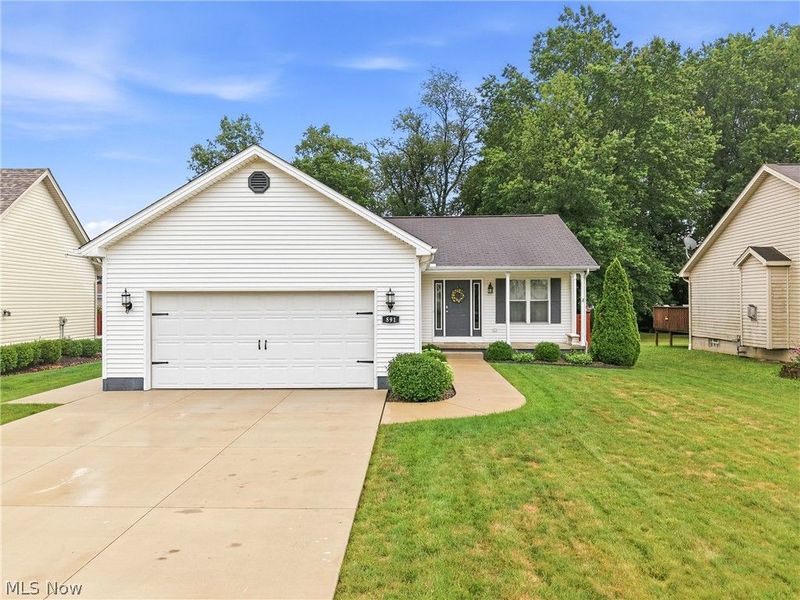 891 Jerry Drive, Hubbard, OH 44425 Photo 2