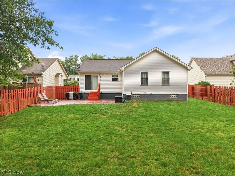 891 Jerry Drive, Hubbard, OH 44425 Photo 5