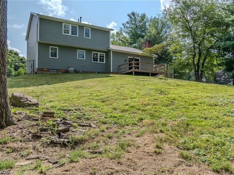 203 Albany Drive NW, Canton, OH 44708 Photo 11