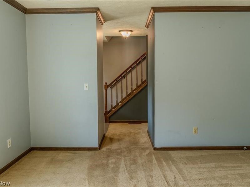 203 Albany Drive NW, Canton, OH 44708 Photo 28