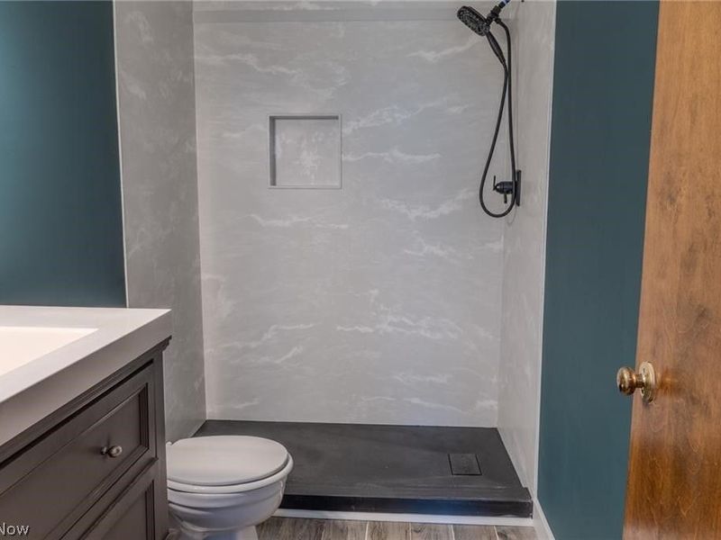 203 Albany Drive NW, Canton, OH 44708 Photo 33