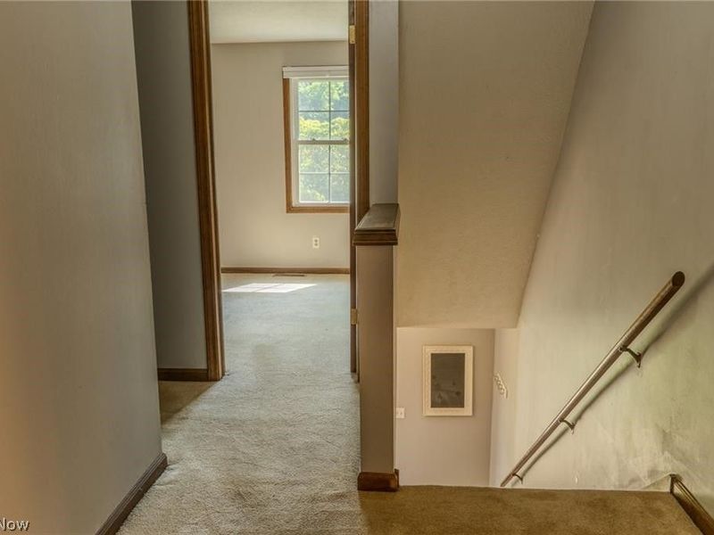 203 Albany Drive NW, Canton, OH 44708 Photo 34