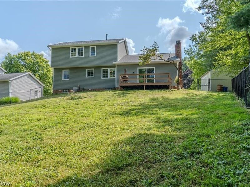 203 Albany Drive NW, Canton, OH 44708 Photo 8