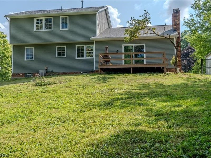 203 Albany Drive NW, Canton, OH 44708 Photo 9