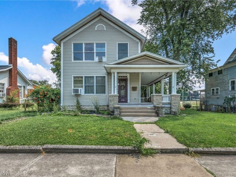 308 Castalia Street , Bellevue, OH 44811 Photo 3