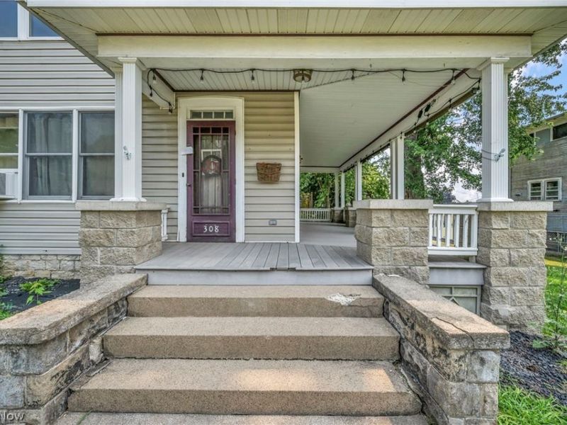 308 Castalia Street , Bellevue, OH 44811 Photo 6