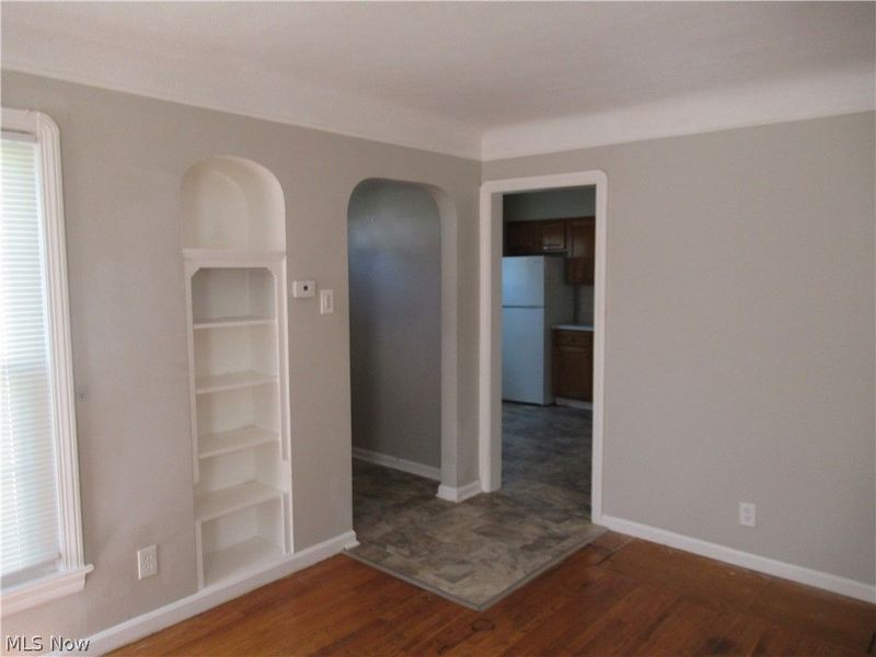 5203 Maplecrest Avenue , Parma, OH 44134 Photo 10