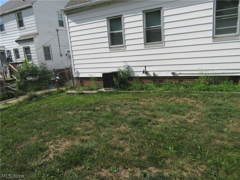 5203 Maplecrest Avenue , Parma, OH 44134 Photo 5