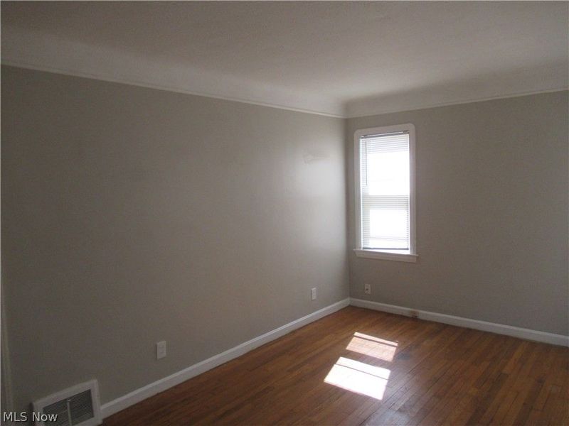 5203 Maplecrest Avenue , Parma, OH 44134 Photo 8