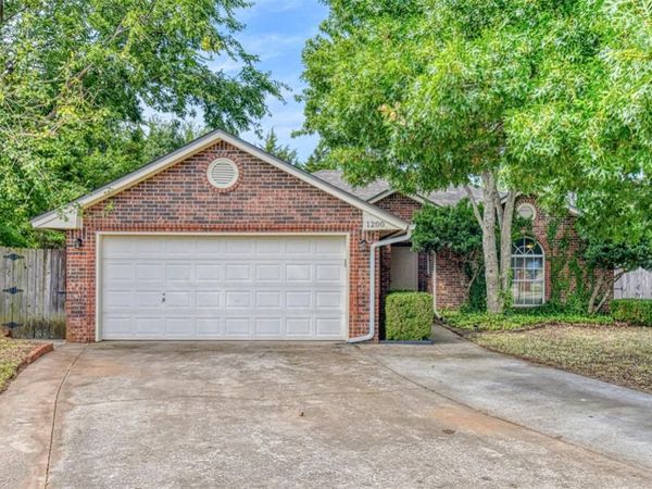 1200 Teakwood Drive, Norman, OK 73071