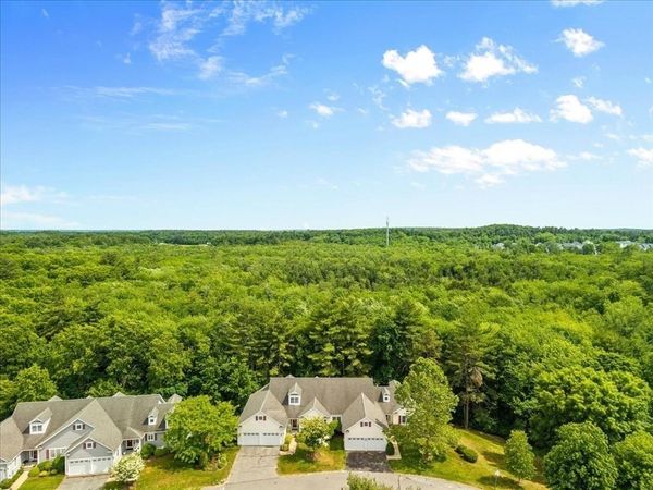 2 Bogey Way, Unit 2, Lakeville, MA 02347