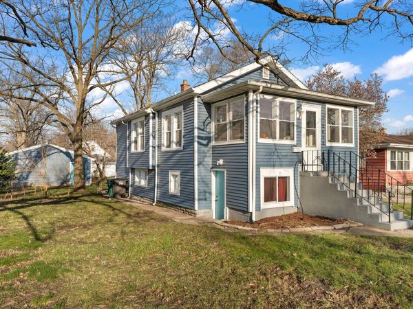2852 Clay Street , Lake Station, IN 46405