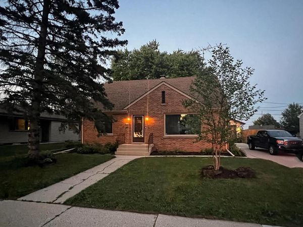 1719 S 21st STREET, Sheboygan, WI 53081